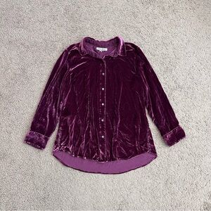 Tommy Bahama Plum Velvet Button Up Shirt Womens L